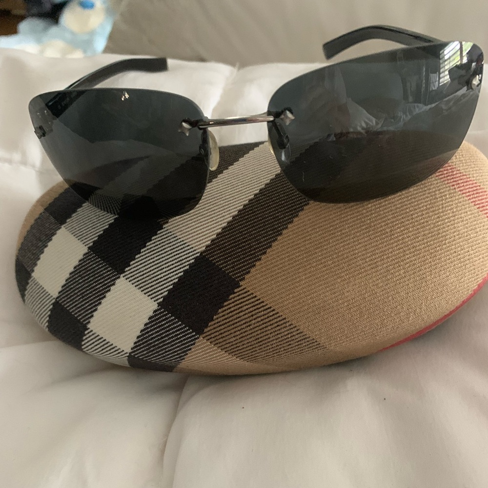Burberry Rimless Sunglasses with case